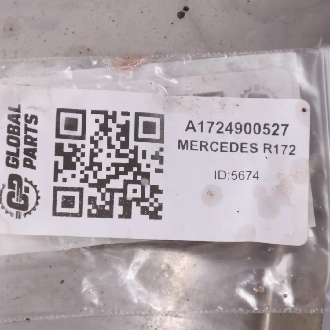 Końcówka Rury Wydechowej Prawy Tył do Mercedes SLK R172 o numerze A1724900527 Mercedes SLK R172 Końcówka Rury Wydechowej Prawy Tył - SKU A1724900527 - Numer Części A1724900527