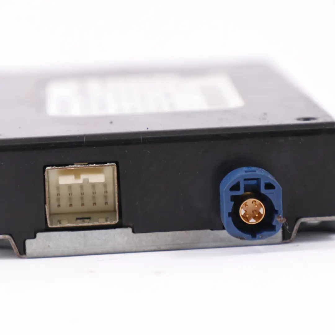 CLS350 Communication Bluetooth Control Module to Mercedes X218 with Part number A1729001906 Mercedes X218 CLS350 Communication Bluetooth Control Module - SKU A1729001906 - Part number A1729001906