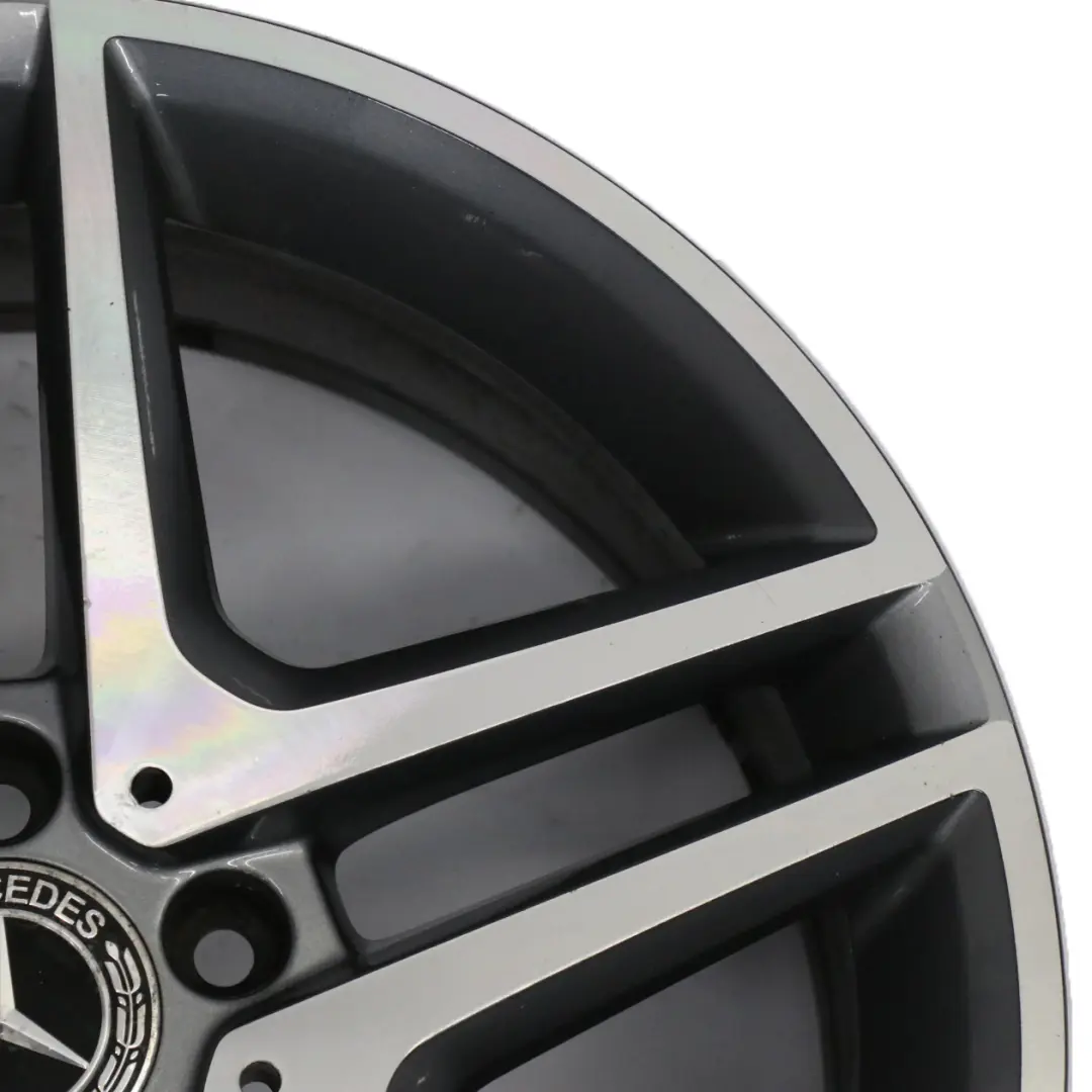 Jante en alliage léger 18" 8J ET:47 pour Mercedes W176 AMG à propos du numéro de pièce A1764010000 Mercedes W176 AMG Jante en alliage léger 18" 8J ET:47 - SKU A1764010000-2 - Numéro de pièce A1764010000