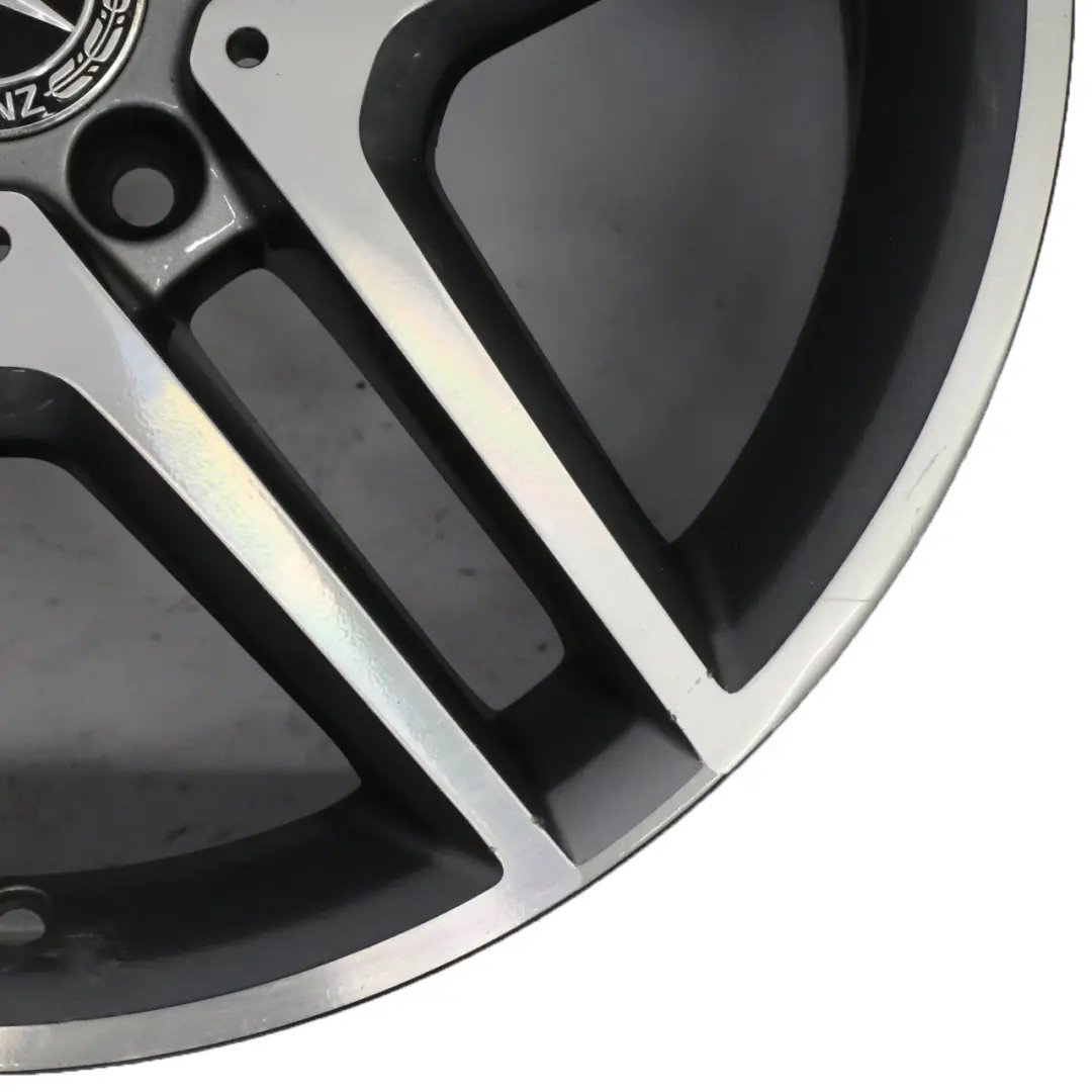 Felge Leichtmetallfelge 18" 8J ET:47 für Mercedes W176 AMG mit Teilenummer A1764010000 Mercedes W176 AMG Felge Leichtmetallfelge 18" 8J ET:47 - SKU A1764010000-2 - Teilenummer A1764010000