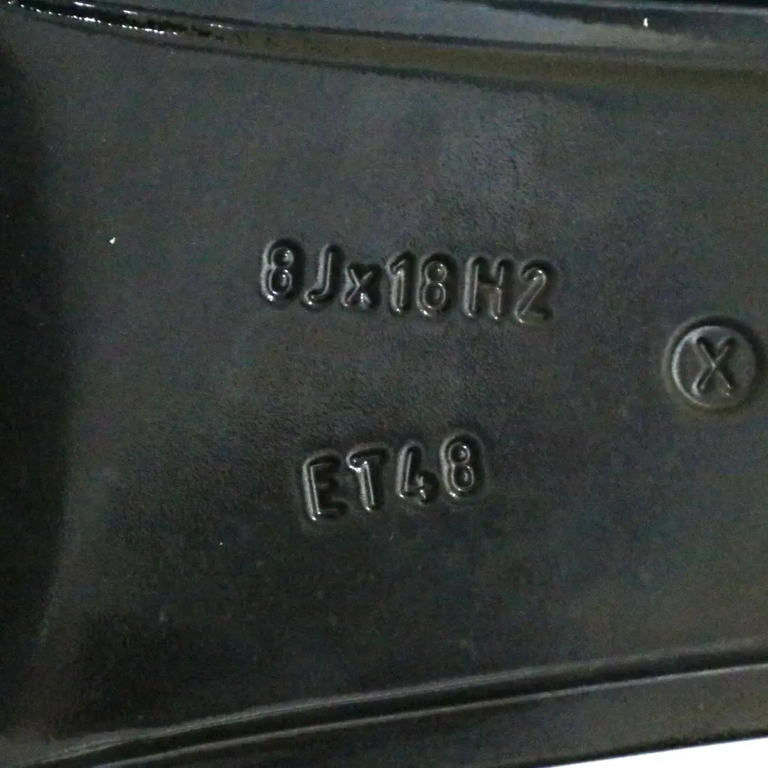 Jante Alliage 18" 5 Double Spoke ET:48 8J pour Mercedes W176 AMG à propos du numéro de pièce A1764010402 Mercedes W176 AMG Jante Alliage 18" 5 Double Spoke ET:48 8J - SKU A1764010402-5 - Numéro de pièce A1764010402