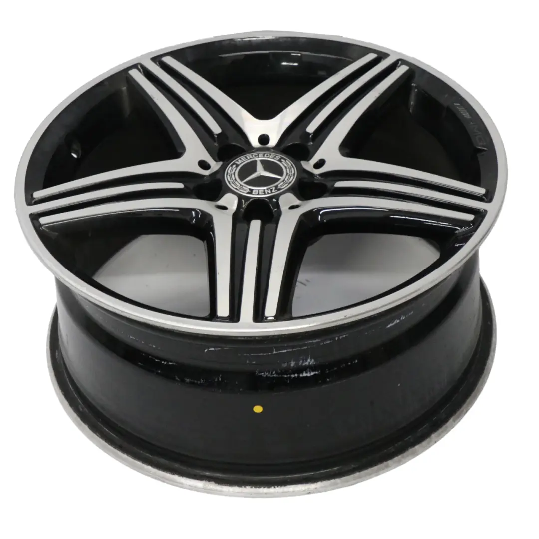 Cerchio in lega 18" 5 doppie razze ET:48 8J per Mercedes W176 AMG con numero di parte A1764010402 Mercedes W176 AMG Cerchio in lega 18" 5 doppie razze ET:48 8J - SKU A1764010402-5 - Numero di parte A1764010402