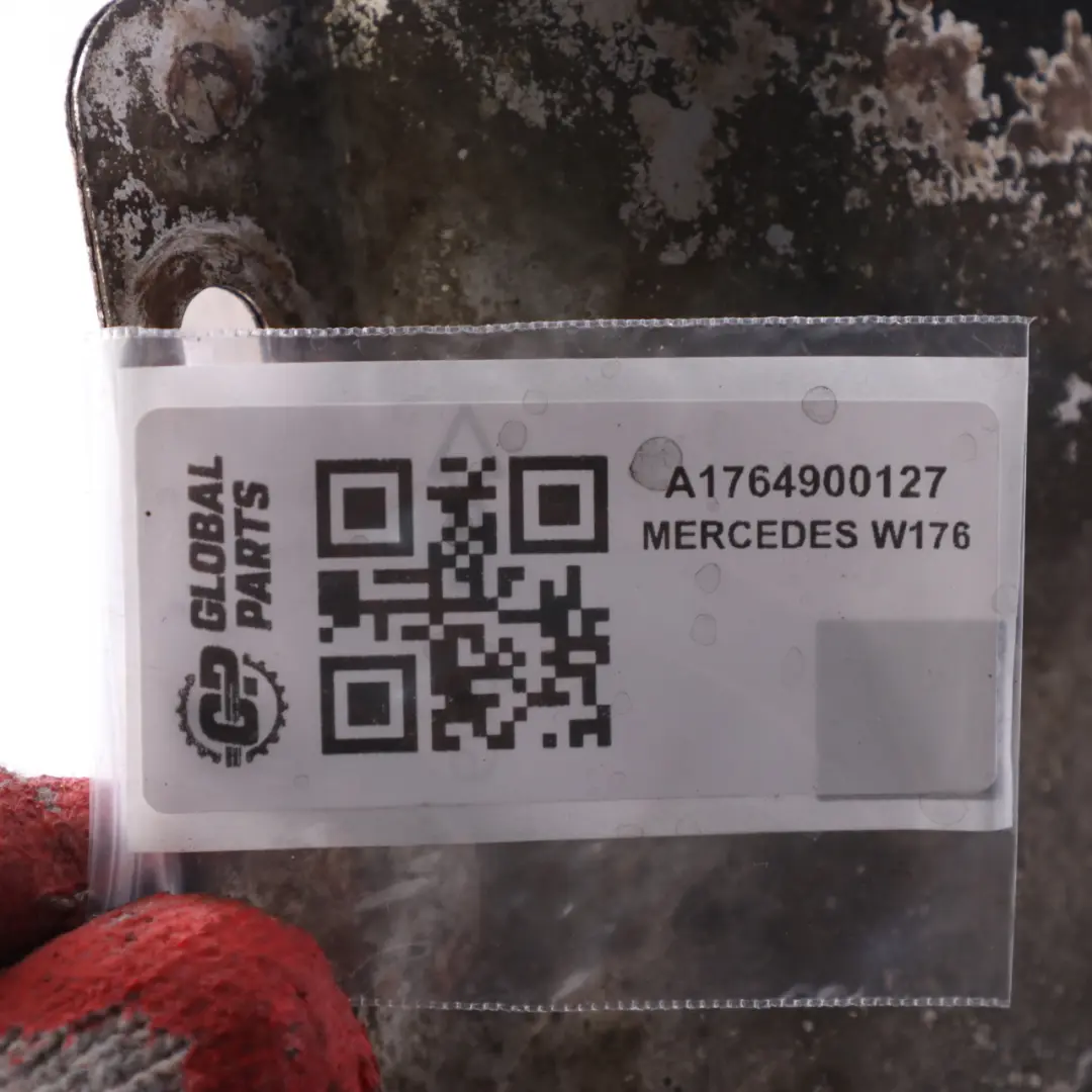 Końcówka Rury Wydechowej Lewa do Mercedes W176 o numerze A1764900127 Mercedes W176 Końcówka Rury Wydechowej Lewa - SKU A1764900127 - Numer Części A1764900127