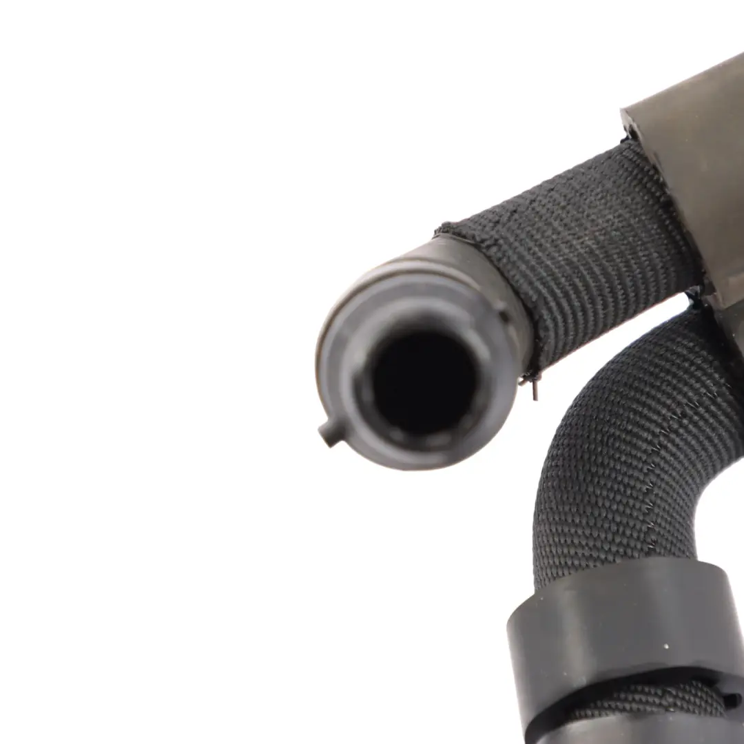  Tuyau d'eau Mercedes C117 W176 AMG Moteur Refroidissement Ligne - SKU A1765012082-1 - Numéro de pièce A1765012082