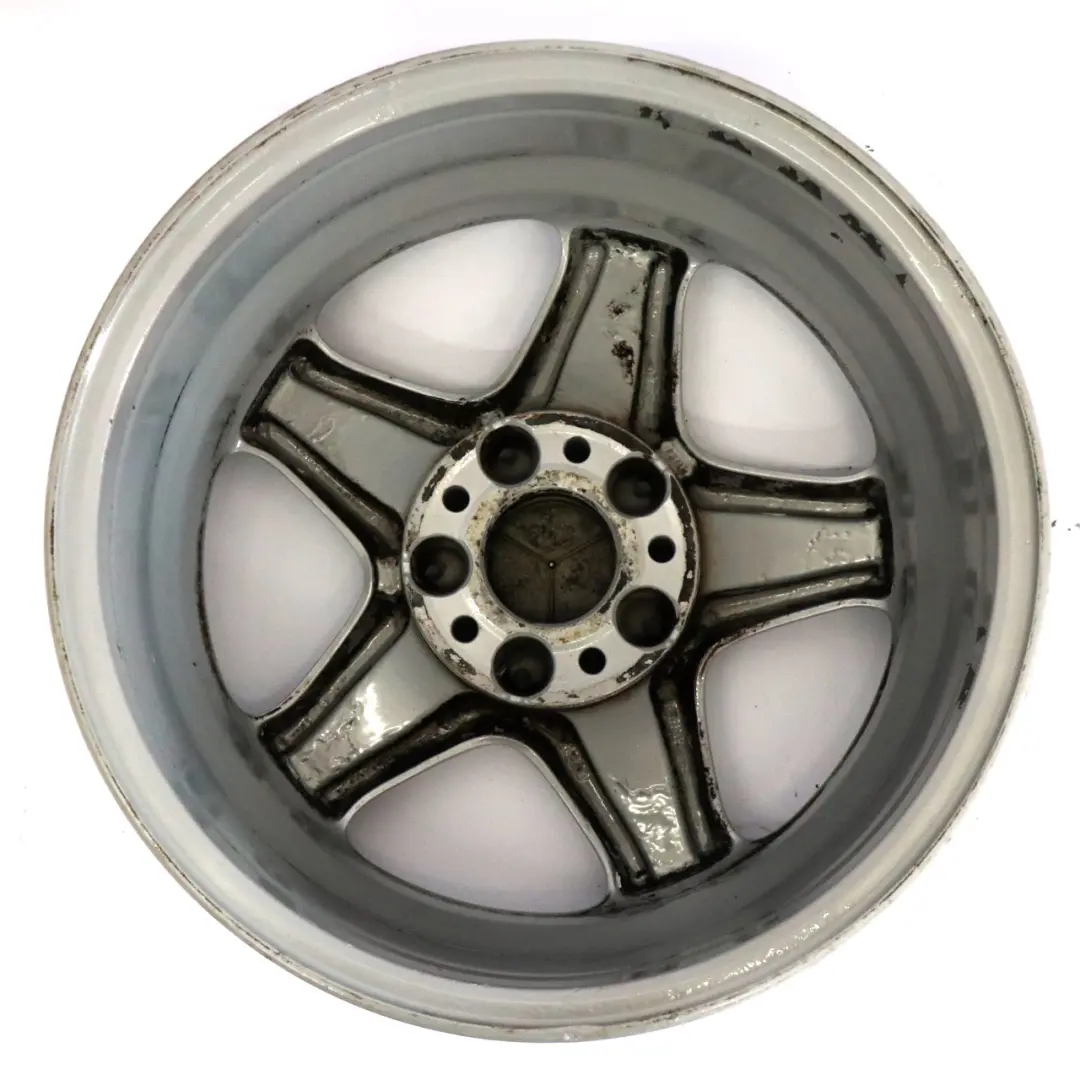 Llanta de aleación plateada Mercedes W203 5 agujeros 16" ET:37 7J para con número de pieza A2034010702 Llanta de aleación plateada Mercedes W203 5 agujeros 16" ET:37 7J - SKU A2034010702-2 - Número de pieza A2034010702