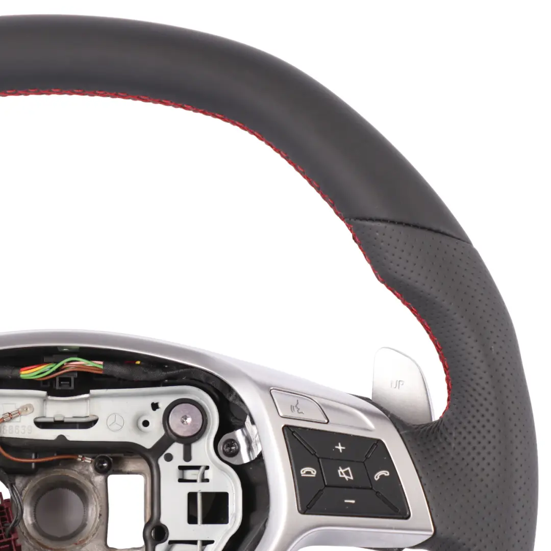 Mercedes W176 C204 NUEVO Volante de cuero negro Palanca cambio Hilos rojos - SKU A2044605203-1 - Número de pieza A2044605203
