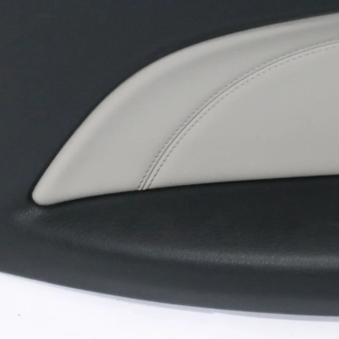 Seitenverkleidung hinten rechts Seitenverkleidung Leder Grau für Mercedes C204 mit Teilenummer A2046907626 Mercedes C204 Seitenverkleidung hinten rechts Seitenverkleidung Leder Grau - SKU A2046907626-2 - Teilenummer A2046907626