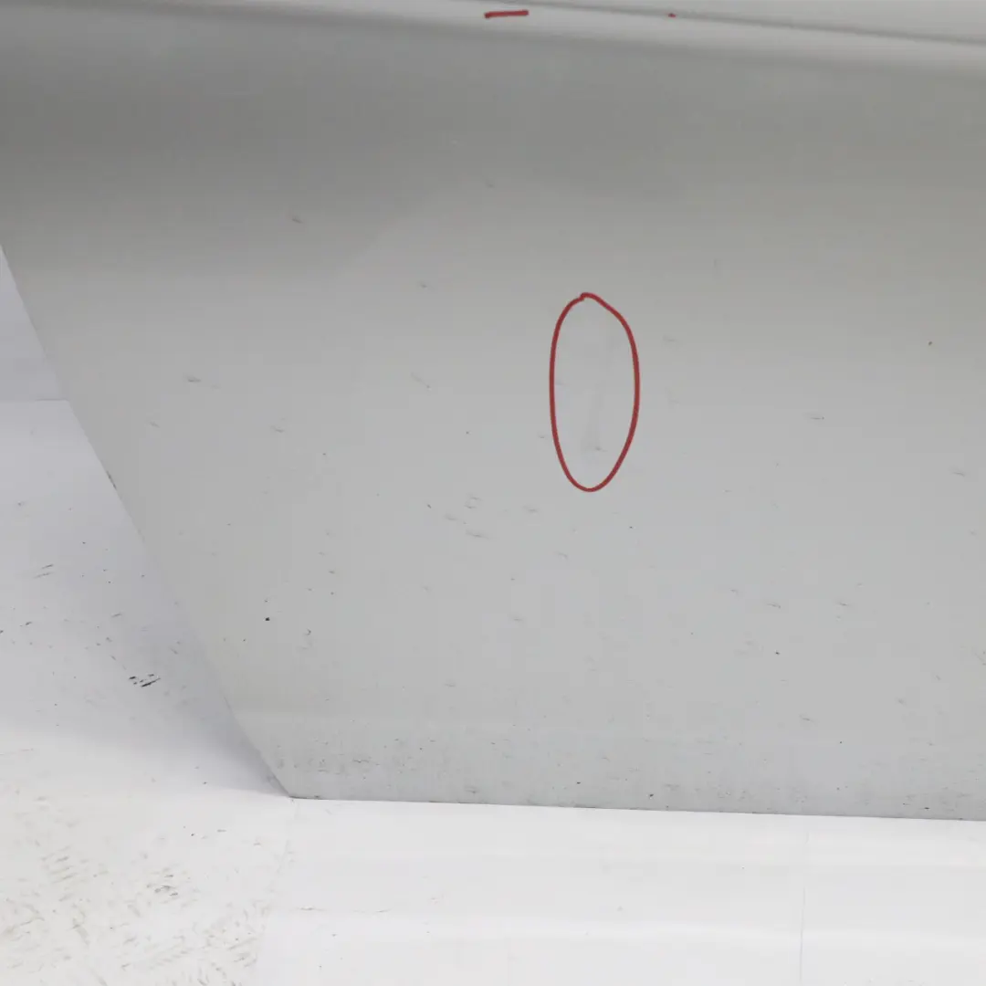 Droite Argent Iridium Métallisé - 775 pour Porte avant Mercedes C204 W204 Coupe à propos du numéro de pièce A2047201005 Porte avant Mercedes C204 W204 Coupe Droite Argent Iridium Métallisé - 775 - SKU A2047201005-IRS - Numéro de pièce A2047201005