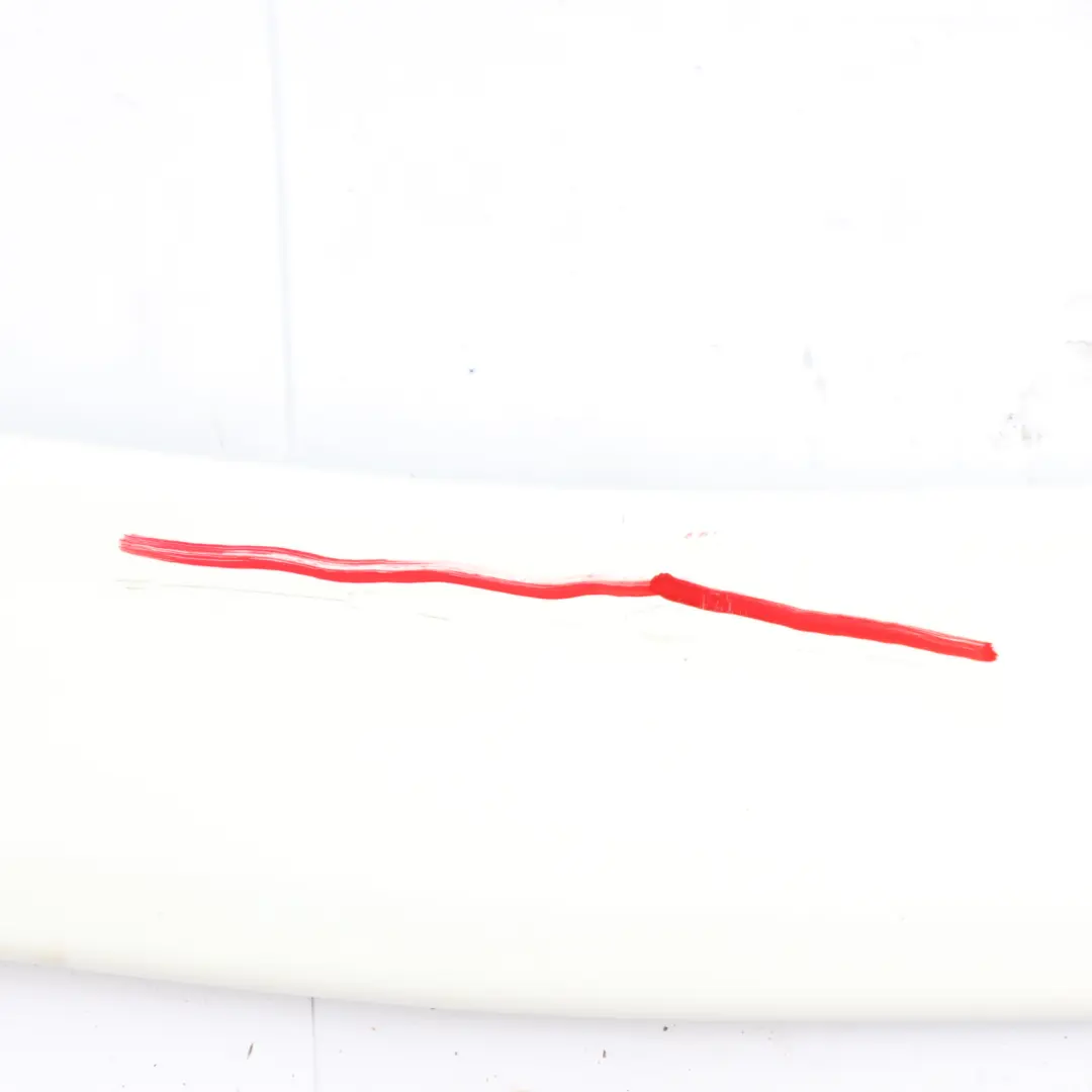 Mercedes W204 Couvercle Coffre Arrière Moulure Hayon AMG Blanc Polaire - 149 - SKU A2047900388-POL - Numéro de pièce A2047900388