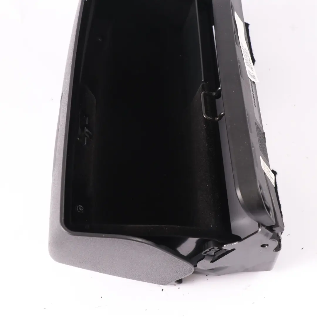 Schowek Fotela Prawego Prawy Schowek Pod Fotel do Mercedes W204 o numerze A2048100304 Mercedes W204 Schowek Fotela Prawego Prawy Schowek Pod Fotel - SKU A2048100304-1 - Numer Części A2048100304