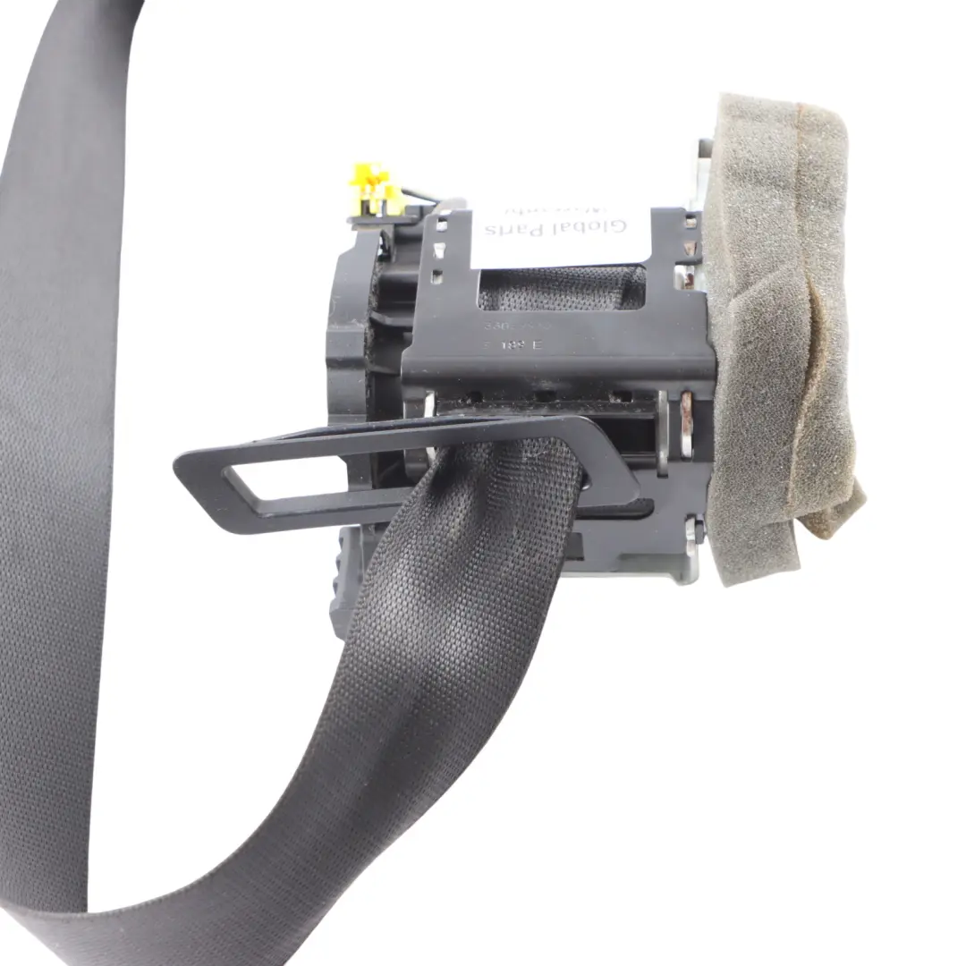 Mercedes W204 Ceinture de sécurité arrière gauche Noir - SKU A2048605586 - Numéro de pièce A2048605586