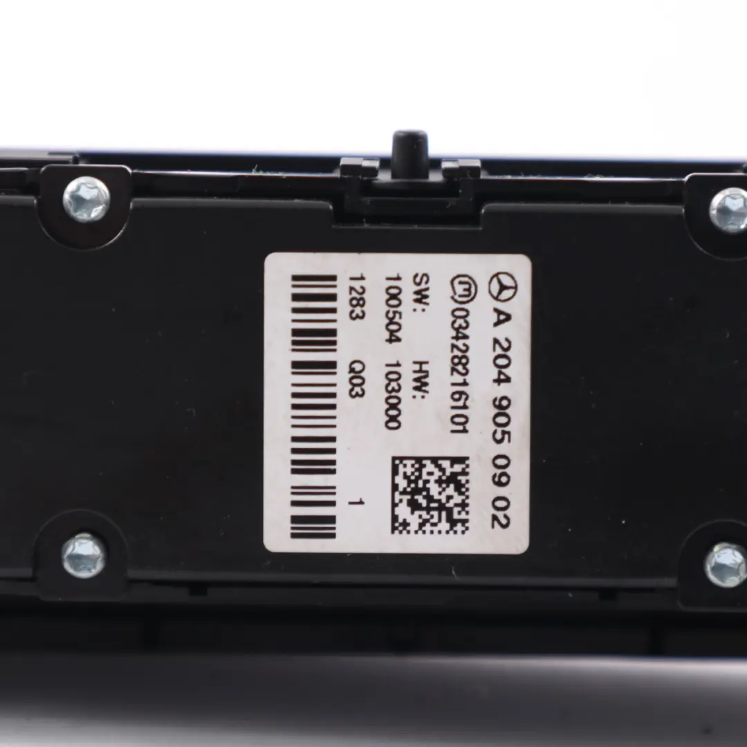 Pannello interruttori Console centrale Sport ECO PDC per Mercedes W204 con numero di parte A2049050902 Mercedes W204 Pannello interruttori Console centrale Sport ECO PDC - SKU A2049050902 - Numero di parte A2049050902