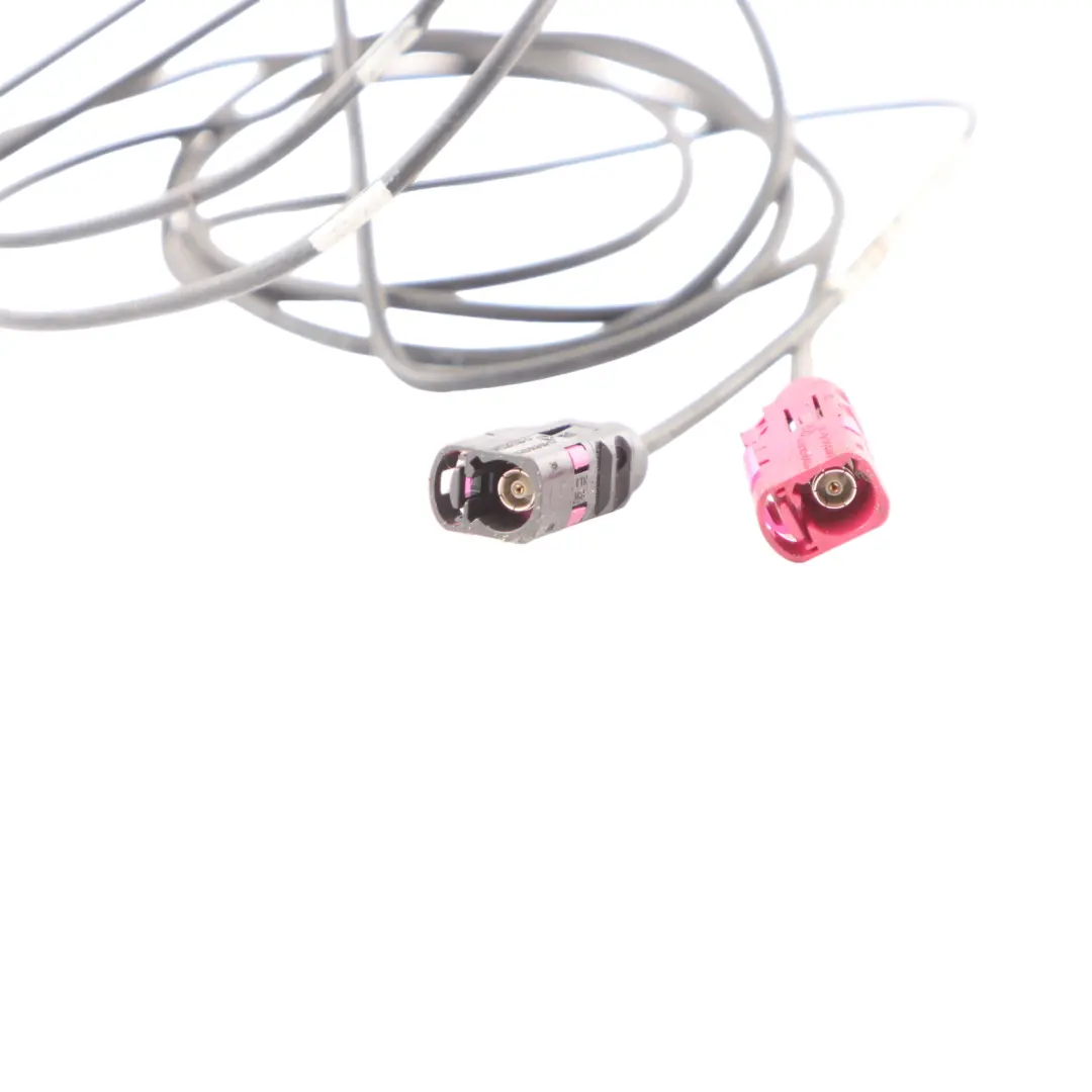 C220 Antenna Roof Rear Center Aerial Shark Fin Antenna to Mercedes W204 with Part number A2049055504 Mercedes W204 C220 Antenna Roof Rear Center Aerial Shark Fin Antenna - SKU A2049055504 - Part number A2049055504