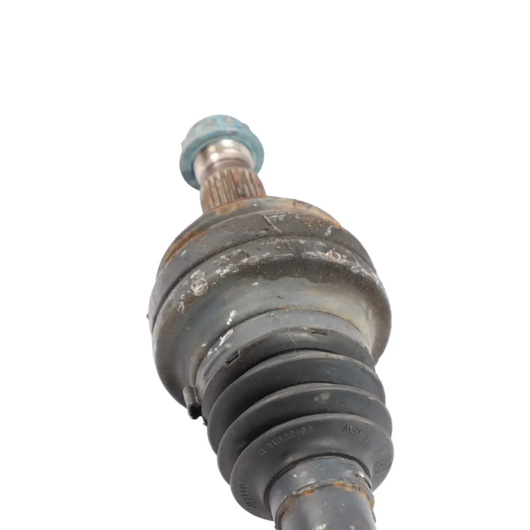 Albero trasmissione asse posteriore destro uscita per Mercedes W205 con numero di parte A2053509608 Mercedes W205 Albero trasmissione asse posteriore destro uscita - SKU A2053509608 - Numero di parte A2053509608