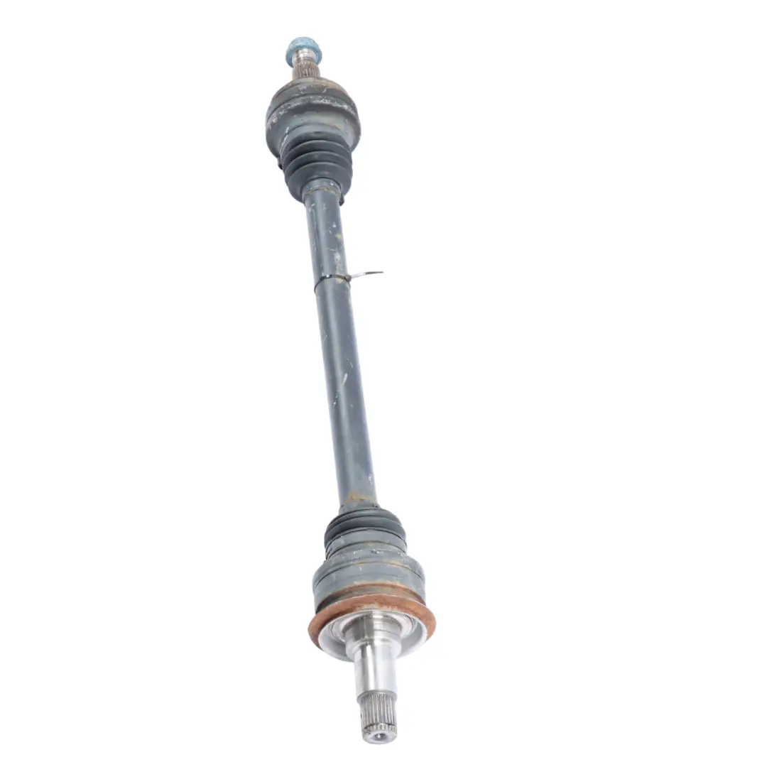 Albero trasmissione asse posteriore destro uscita per Mercedes W205 con numero di parte A2053509608 Mercedes W205 Albero trasmissione asse posteriore destro uscita - SKU A2053509608 - Numero di parte A2053509608