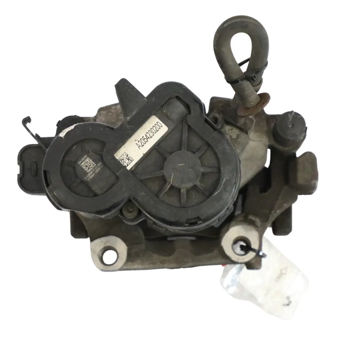 Zacisk Hamulcowy Prawy Tylny M264 do Mercedes W205 o numerze A2054230281 Mercedes W205 Zacisk Hamulcowy Prawy Tylny M264 - SKU A2054230281 - Numer Części A2054230281