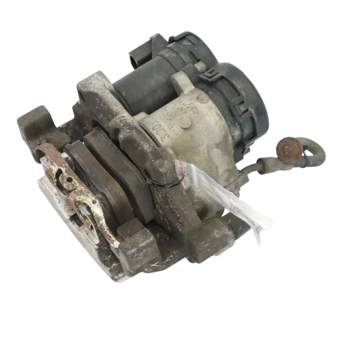 Etrier de frein Mercedes W205 freinage de roue arrière droite M264 pour à propos du numéro de pièce A2054230281 Etrier de frein Mercedes W205 freinage de roue arrière droite M264 - SKU A2054230281 - Numéro de pièce A2054230281