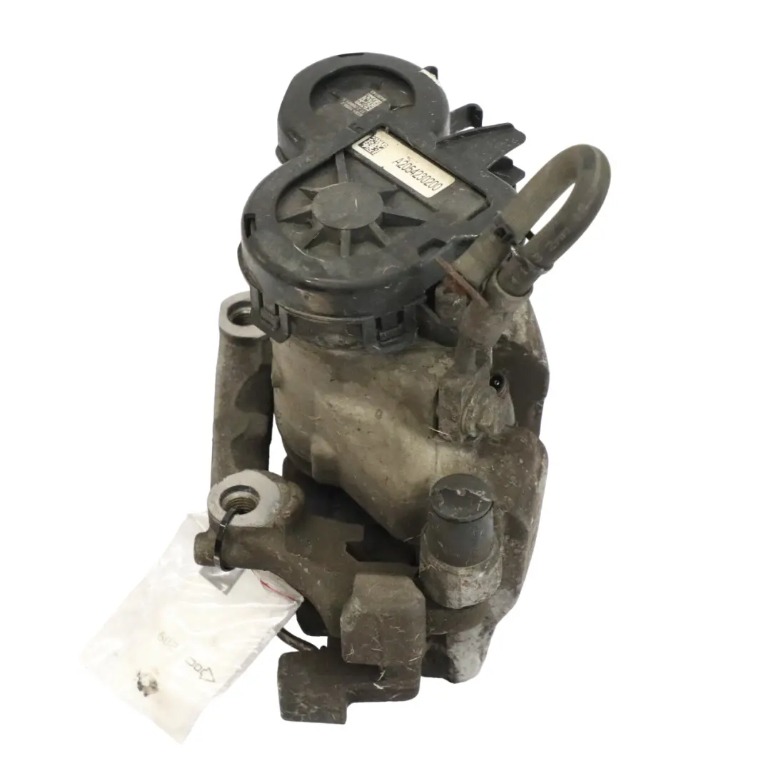 Etrier de frein Mercedes W205 freinage de roue arrière droite M264 pour à propos du numéro de pièce A2054230281 Etrier de frein Mercedes W205 freinage de roue arrière droite M264 - SKU A2054230281 - Numéro de pièce A2054230281