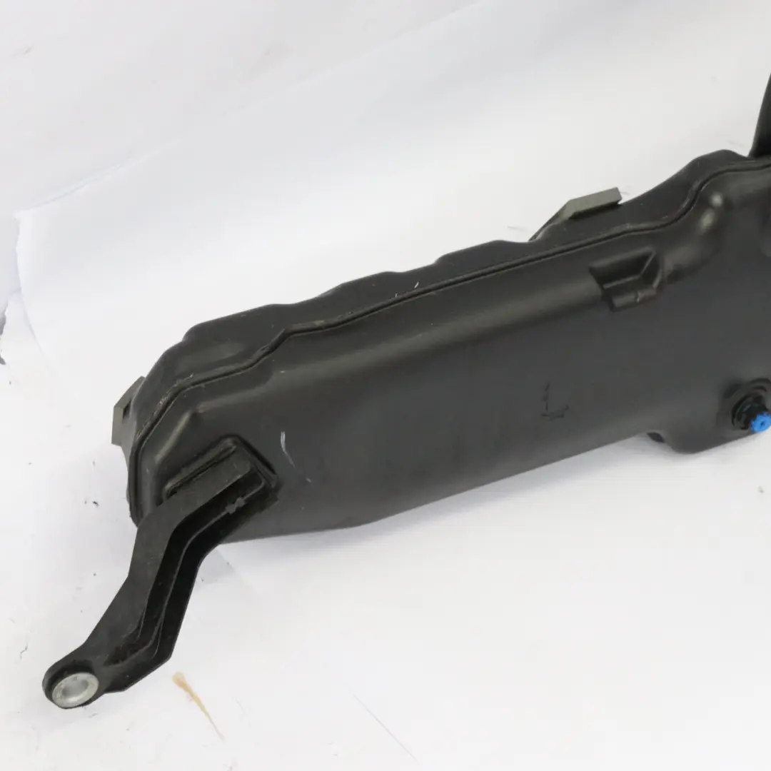 M274 Serbatoio carburante benzina Serbatoio completo per Mercedes W205 con numero di parte A2054708300 Mercedes W205 M274 Serbatoio carburante benzina Serbatoio completo - SKU A2054708300 - Numero di parte A2054708300