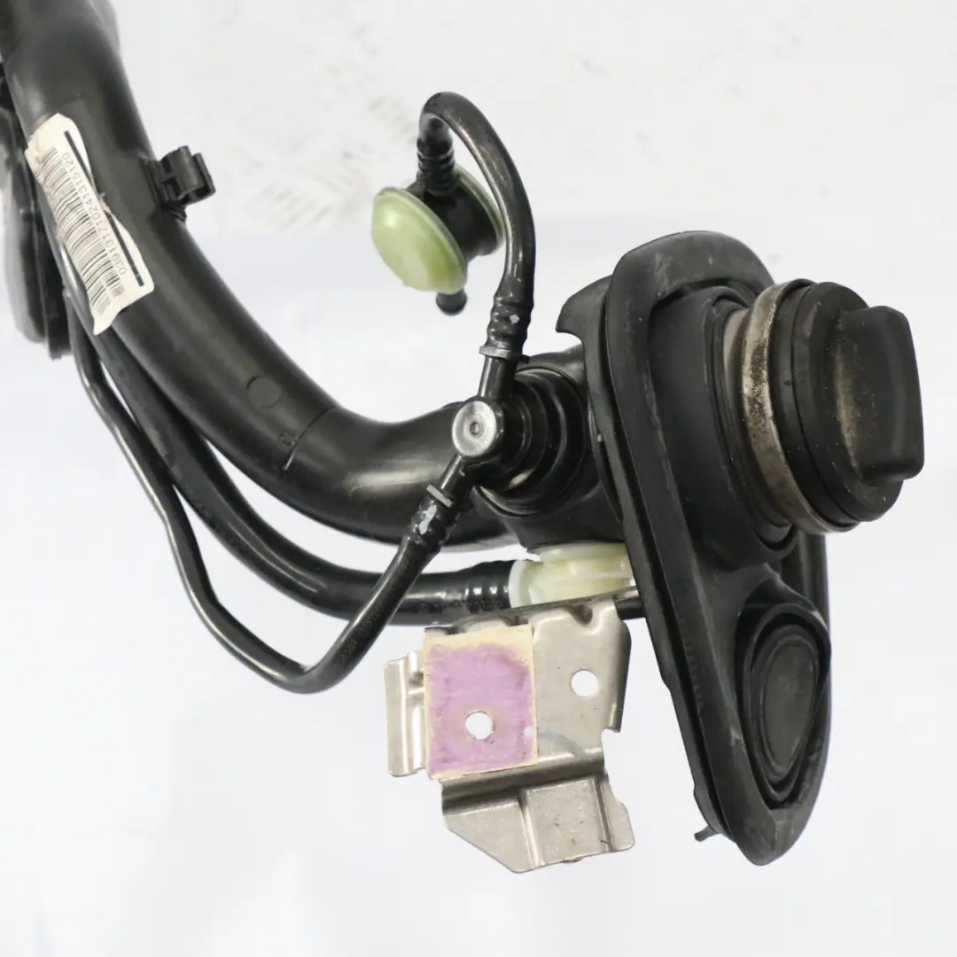Mercedes W205 M274 Réservoir d'essence complet - SKU A2054708300 - Numéro de pièce A2054708300