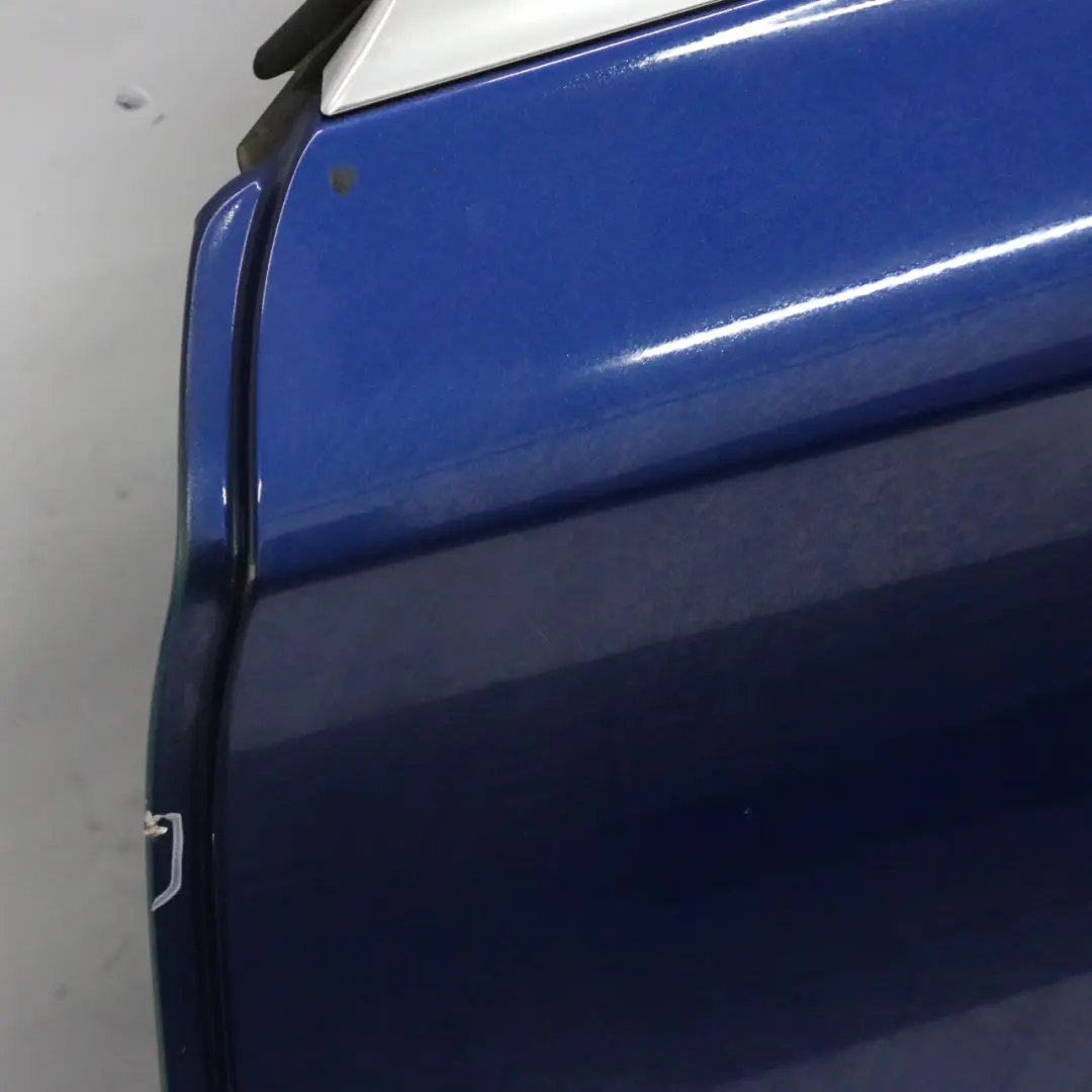 Tür vorne links Brillantblau Metallic - 896 für Mercedes W205 mit Teilenummer A2057200105 Mercedes W205 Tür vorne links Brillantblau Metallic - 896 - SKU A2057200105-BRB - Teilenummer A2057200105