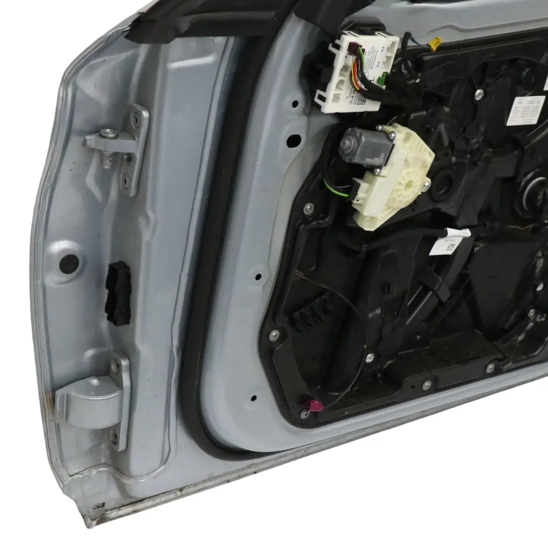 Mercedes W205 Door Front Right O/S Diamond Silver Metallic - 988 - SKU A2057200205-DSI - Part number A2057200205