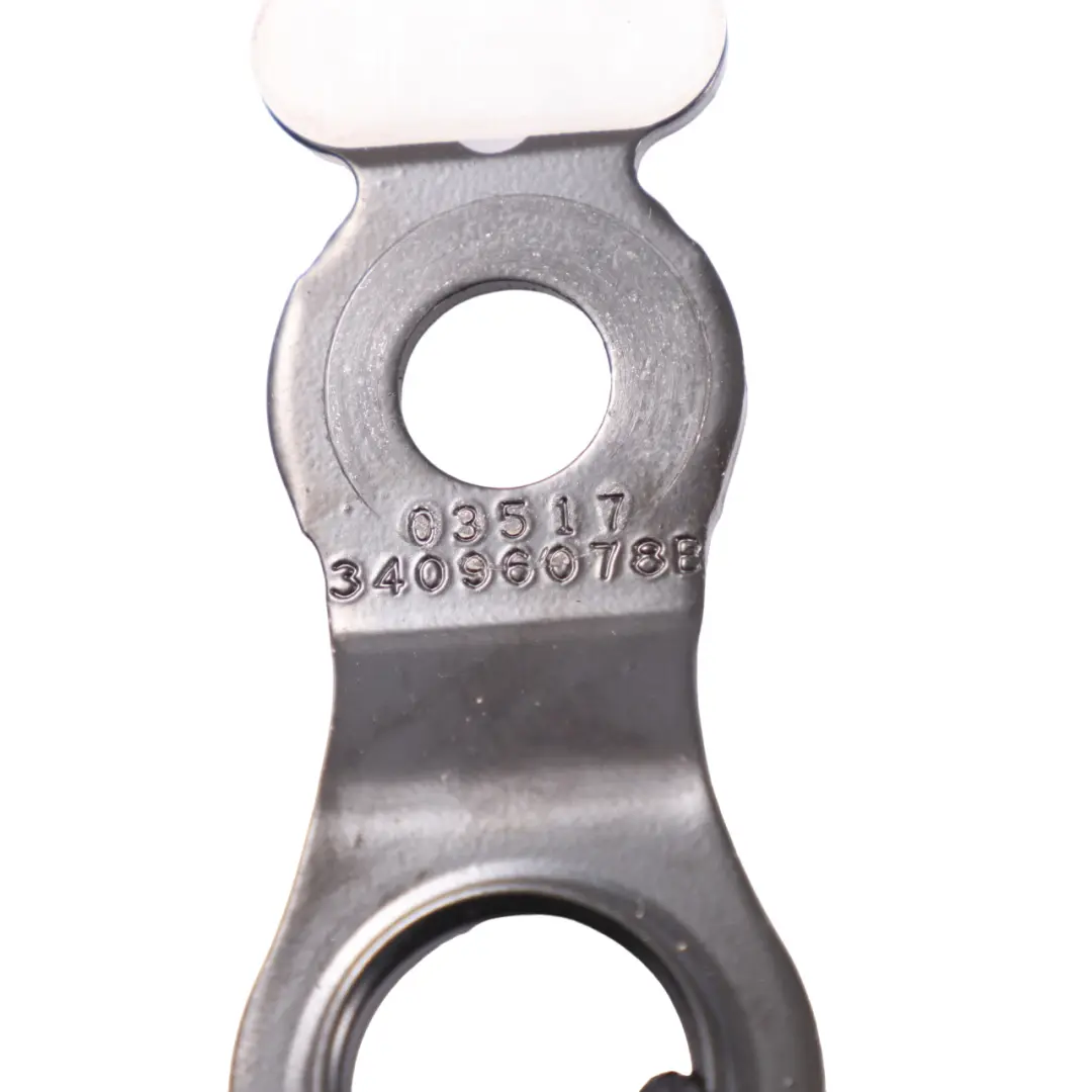 Cinturón seguridad trasero derecho superior para Mercedes W205 con número de pieza A2058600685 Mercedes W205 Cinturón seguridad trasero derecho superior - SKU A2058600685 - Número de pieza A2058600685