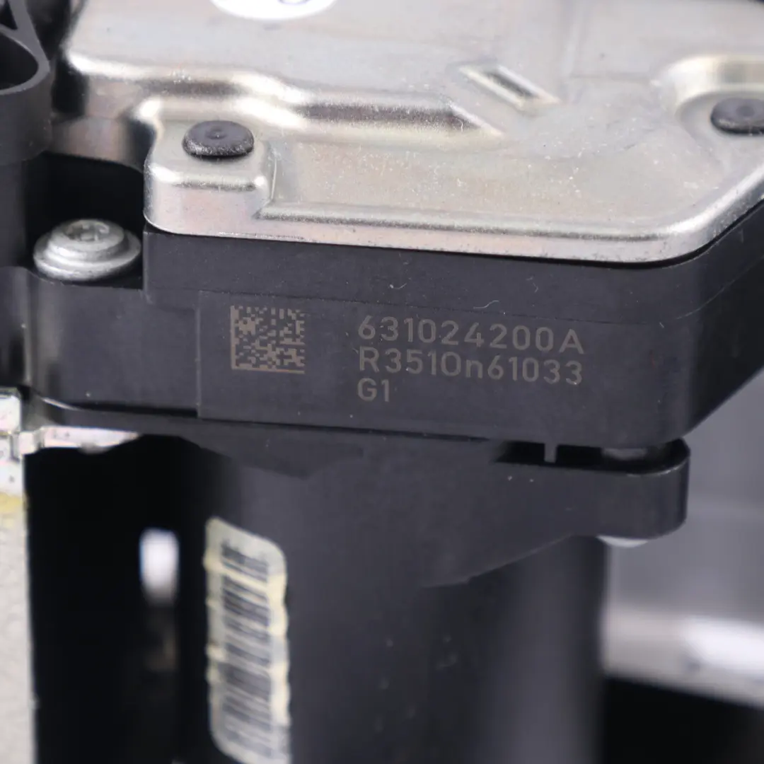 Sicherheitsgurt Vorne Links Sitz Sicher Heitsgurt Oben für Mercedes W205 mit Teilenummer A2058606300 Mercedes W205 Sicherheitsgurt Vorne Links Sitz Sicher Heitsgurt Oben - SKU A2058606300 - Teilenummer A2058606300