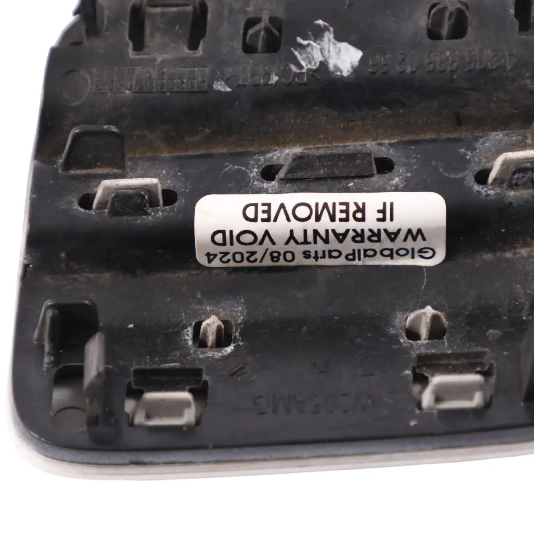 Paraurti posteriore Copertura di traino AMG Polar White - 149 per Mercedes W205 con numero di parte A2058850256 Mercedes W205 Paraurti posteriore Copertura di traino AMG Polar White - 149 - SKU A2058850256-POL - Numero di parte A2058850256