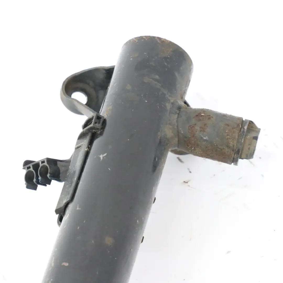 Puntone molla anteriore sinistro Ammortizzatore per Mercedes C204 con numero di parte A2073231300 Mercedes C204 Puntone molla anteriore sinistro Ammortizzatore - SKU A2073231300 - Numero di parte A2073231300