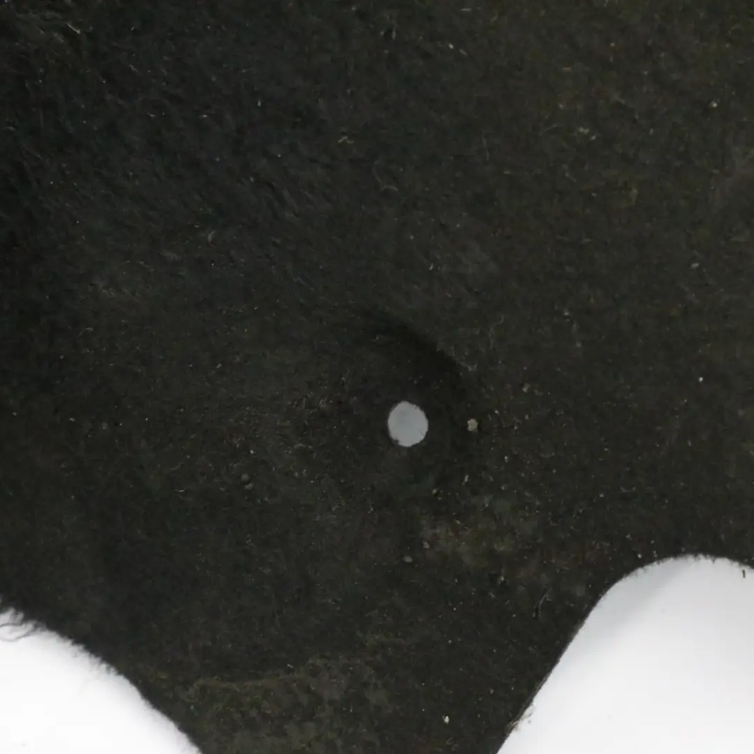 Carcasa del paso de rueda trasero derecho para Mercedes A207 C207 con número de pieza A2076900430 Mercedes A207 C207 Carcasa del paso de rueda trasero derecho - SKU A2076900430 - Número de pieza A2076900430