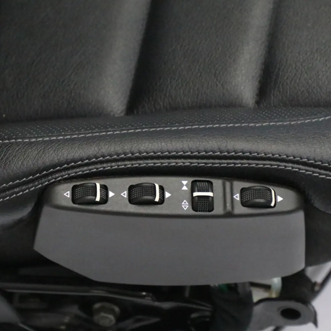  Asiento Delantero Mercedes C204 C207 Derecho Negro Calefaccionado Eléctrico - SKU A2079101005-8 - Número de pieza A2079101005