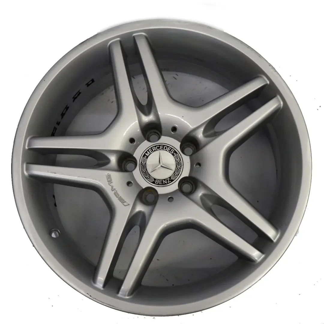 Srebrna Felga Aluminiowa AMG 18" 8J ET:30 5 Hole do Mercedes W211 o numerze A2114012602 Mercedes W211 Srebrna Felga Aluminiowa AMG 18" 8J ET:30 5 Hole - SKU A2114012602-1 - Numer Części A2114012602
