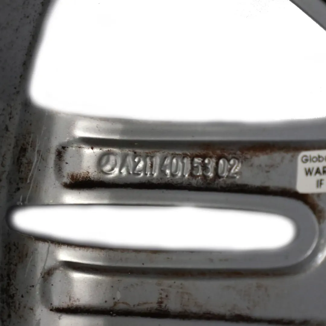 Cerchio in lega 18" 8,5J ET:38 10 Doppio raggio per Mercedes W211 con numero di parte A2114015302 Mercedes W211 Cerchio in lega 18" 8,5J ET:38 10 Doppio raggio - SKU A2114015302-2 - Numero di parte A2114015302