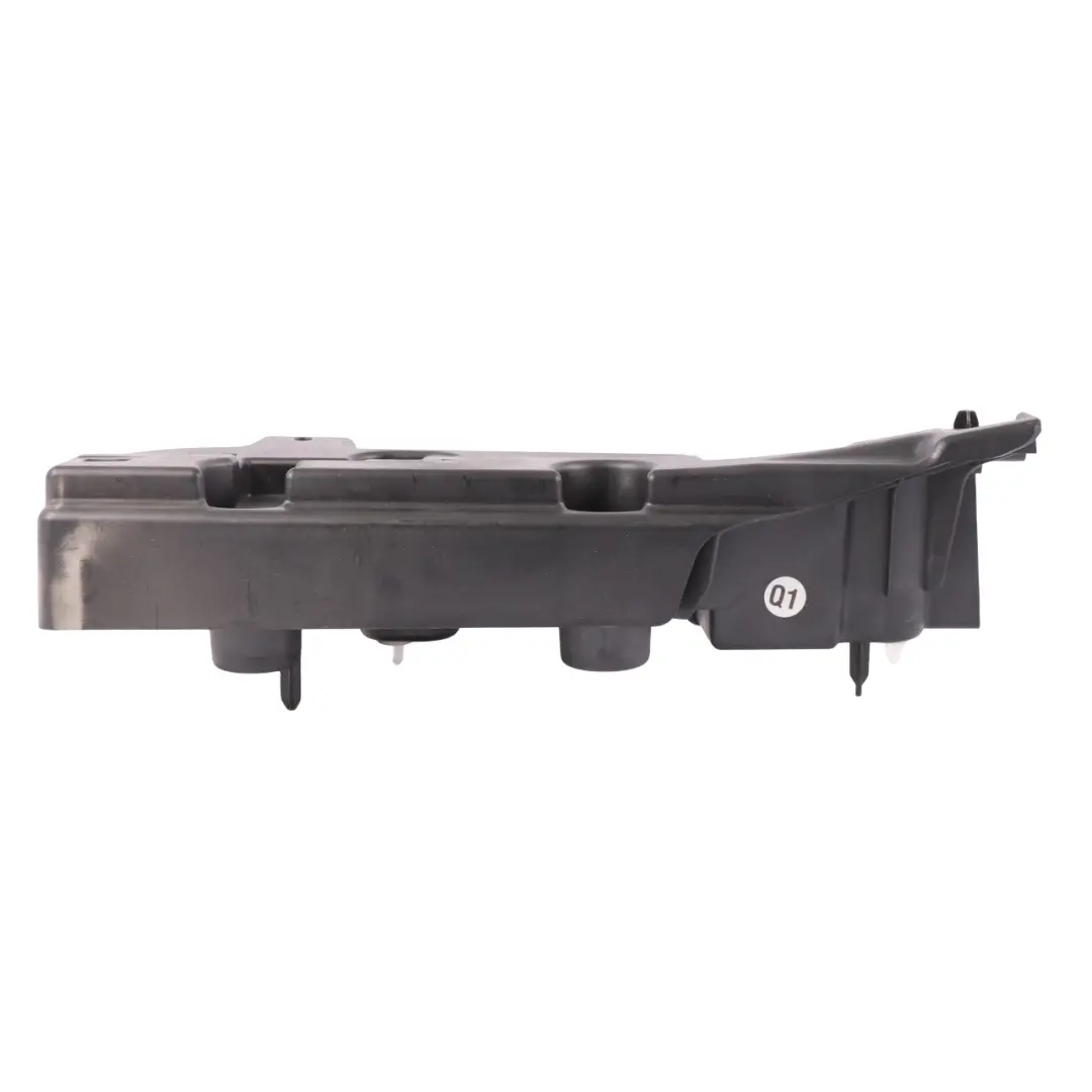 Mercedes X218 CLS350 Embellecedor izquierdo del panel lateral del maletero - SKU A2186900114 - Número de pieza A2186900114