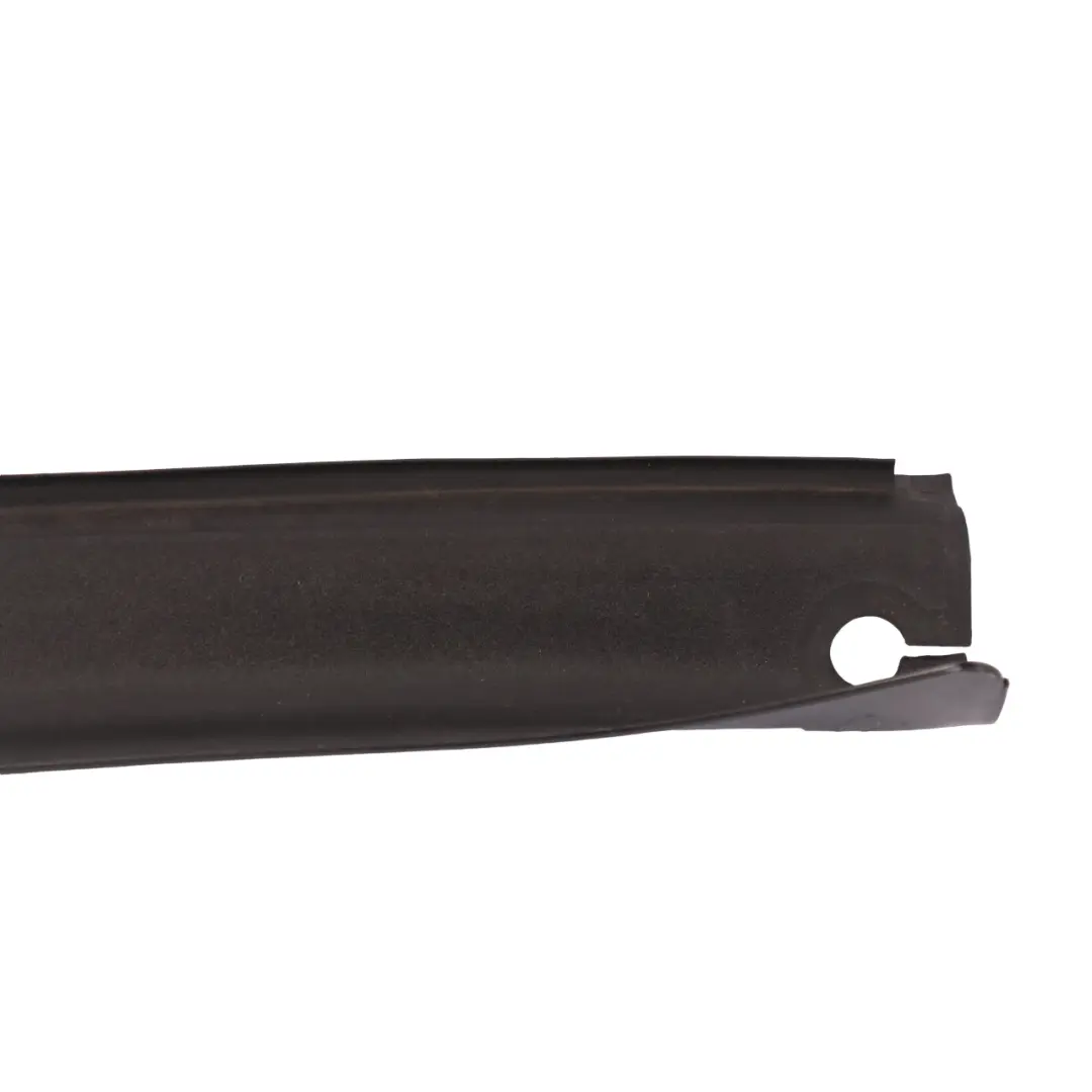 Mercedes X218 Couvercle de Coffre Panneau D-Pilier Gauche - SKU A2186900307 - Numéro de pièce A2186900307