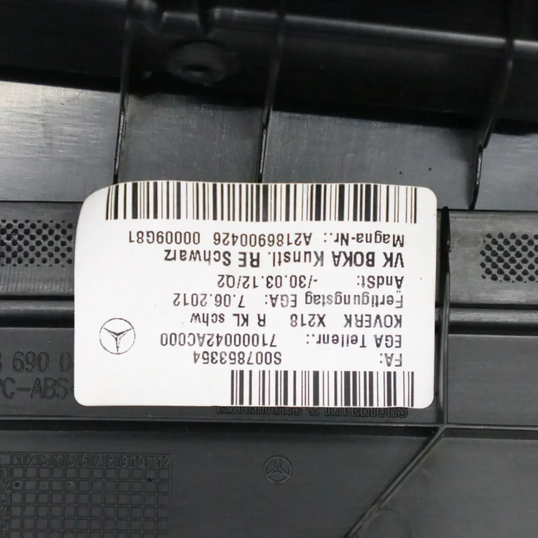Mercedes CLS X218 Baule Pannello laterale interno destro Trim Nero - SKU A2186900426 - Numero di parte A2186900426