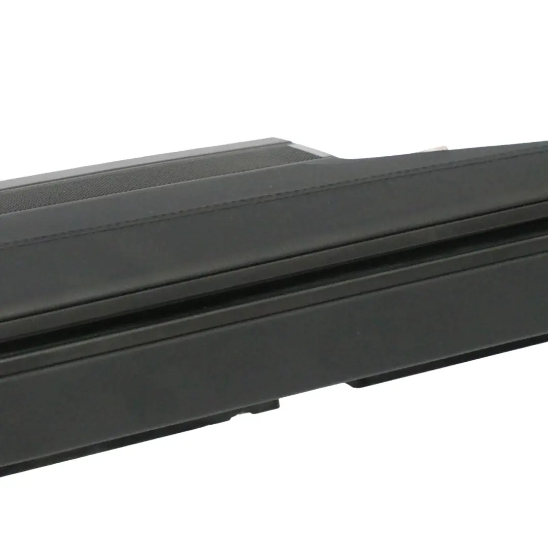 Baule Pannello laterale interno destro Trim Nero per Mercedes CLS X218 con numero di parte A2186900426 Mercedes CLS X218 Baule Pannello laterale interno destro Trim Nero - SKU A2186900426 - Numero di parte A2186900426