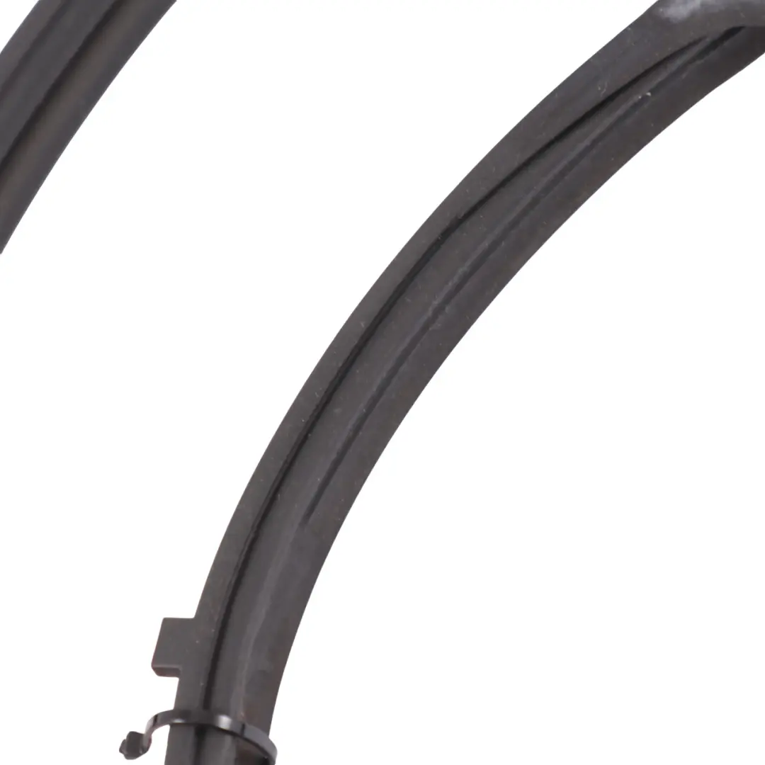 Mercedes X218 Door Window Seal Right O/S Side Front Rear - SKU A2187201078 - Part number A2187201078