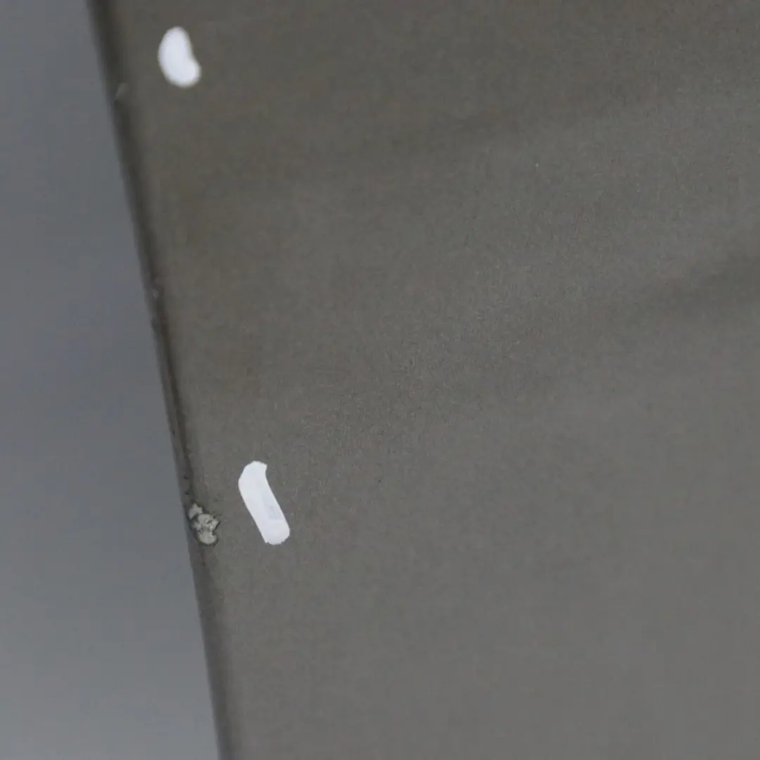 Drzwi Prawy Przód Szare Indium Grey Metallic - 963 do Mercedes CLS C218 X218 o numerze A2187201605 Mercedes CLS C218 X218 Drzwi Prawy Przód Szare Indium Grey Metallic - 963 - SKU A2187201605-ING - Numer Części A2187201605