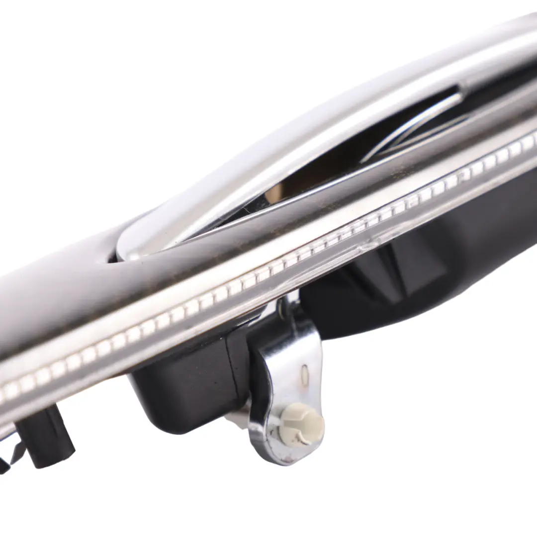 manija puerta interior delantera izquierda Negro Madera Fresno para Mercedes X218 con número de pieza A2187205780 Mercedes X218 manija puerta interior delantera izquierda Negro Madera Fresno - SKU A2187205780 - Número de pieza A2187205780