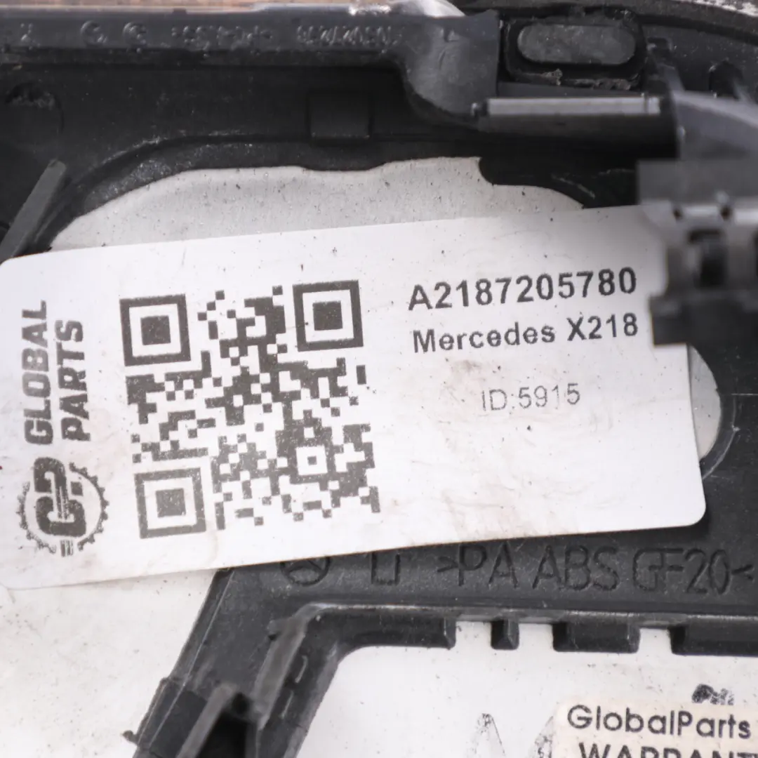 Klamka Wewnętrzna Listwa Lewy Przód Czarny Jesion Drewno do Mercedes X218 o numerze A2187205780 Mercedes X218 Klamka Wewnętrzna Listwa Lewy Przód Czarny Jesion Drewno - SKU A2187205780 - Numer Części A2187205780