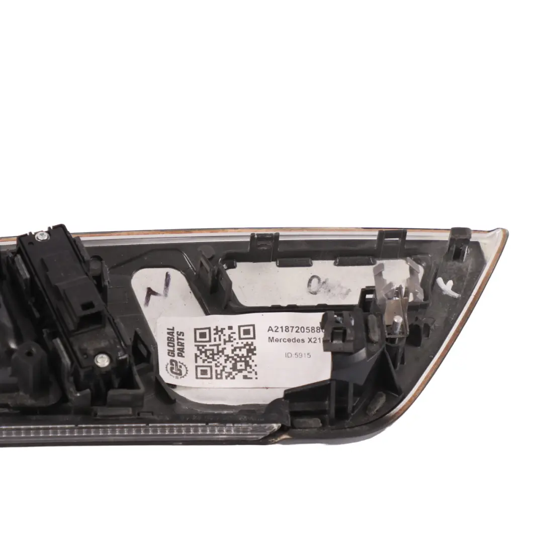 Mercedes X218 Poignée de porte intérieure gauche Grab Pull Switch Ash Wood - SKU A2187205880 - Numéro de pièce A2187205880