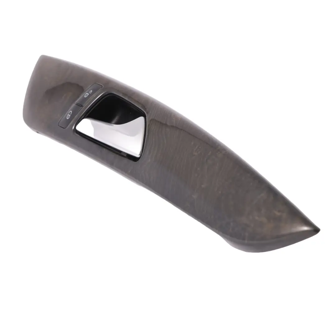 Maniglia porta interna sinistra Maniglia a tirare legno frassino per Mercedes X218 con numero di parte A2187205880 Mercedes X218 Maniglia porta interna sinistra Maniglia a tirare legno frassino - SKU A2187205880 - Numero di parte A2187205880