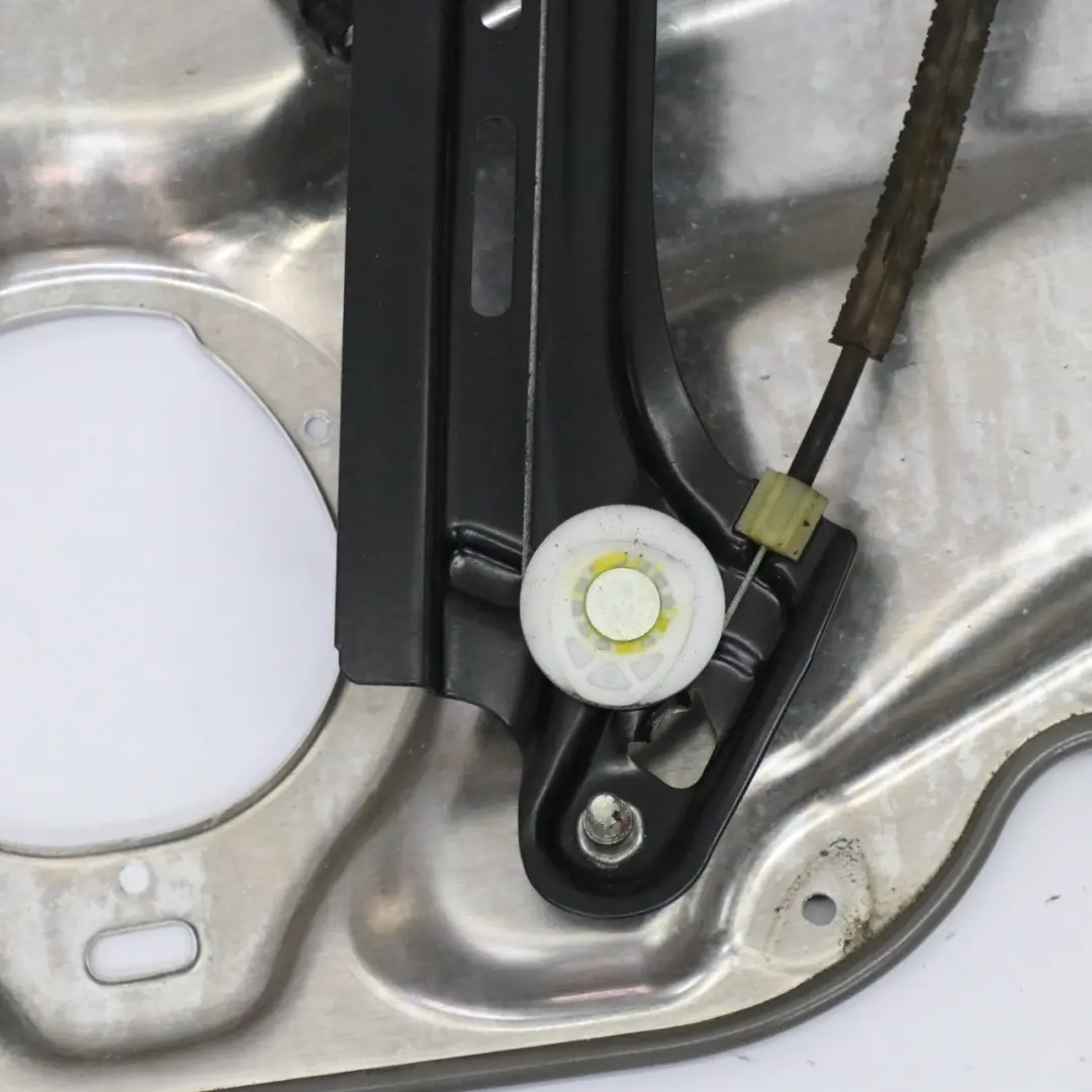 W218 Elevalunas Regulador Mecanismo Trasero Izquierdo para Mercedes CLS con número de pieza A2187300379 Mercedes CLS W218 Elevalunas Regulador Mecanismo Trasero Izquierdo - SKU A2187300379-2 - Número de pieza A2187300379