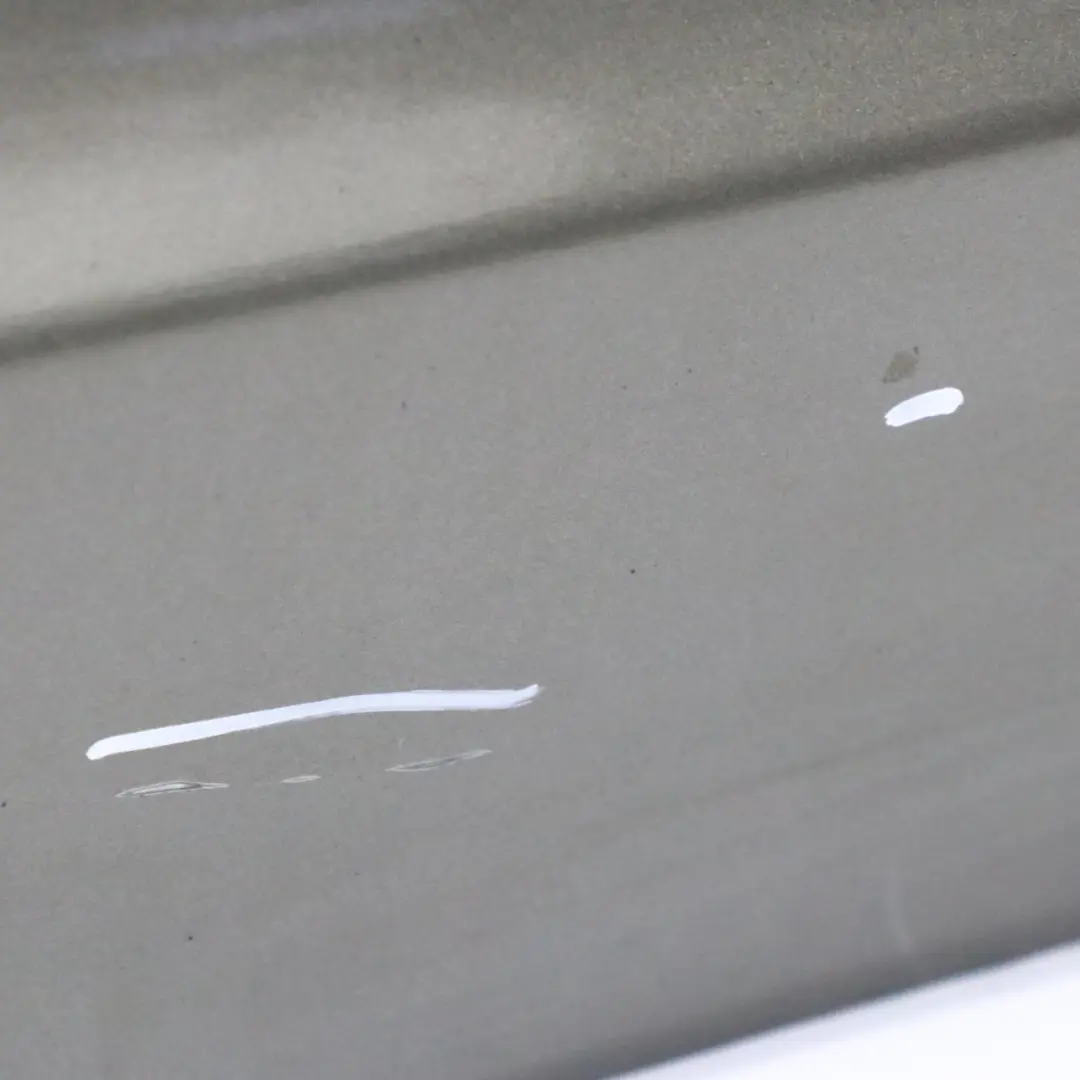 Tür Hinten Rechts Indium Grau Metallic - 963 für Mercedes CLS C218 X218 mit Teilenummer A2187301205 Mercedes CLS C218 X218 Tür Hinten Rechts Indium Grau Metallic - 963 - SKU A2187301205-ING - Teilenummer A2187301205