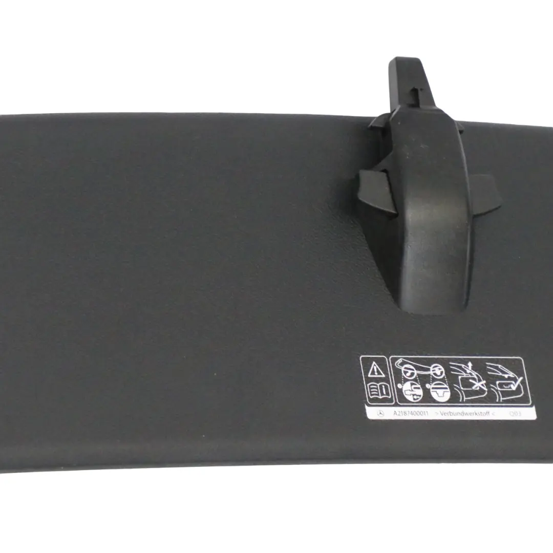 Osłona Panel Półki Bagażnika Czarna do Mercedes CLS X218 o numerze A2187400011 Mercedes CLS X218 Osłona Panel Półki Bagażnika Czarna - SKU A2187400011 - Numer Części A2187400011