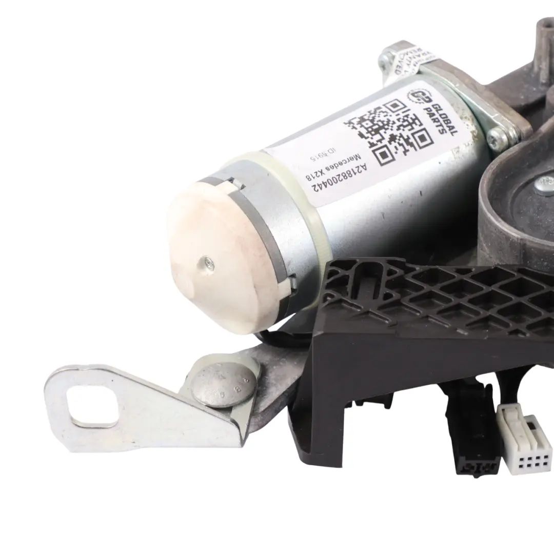 CLS350 Motor di chiusura automatica del coperchio del bagagliaio per Mercedes X218 con numero di parte A2048203042 Mercedes X218 CLS350 Motor di chiusura automatica del coperchio del bagagliaio - SKU A2188200442 - Numero di parte A2048203042