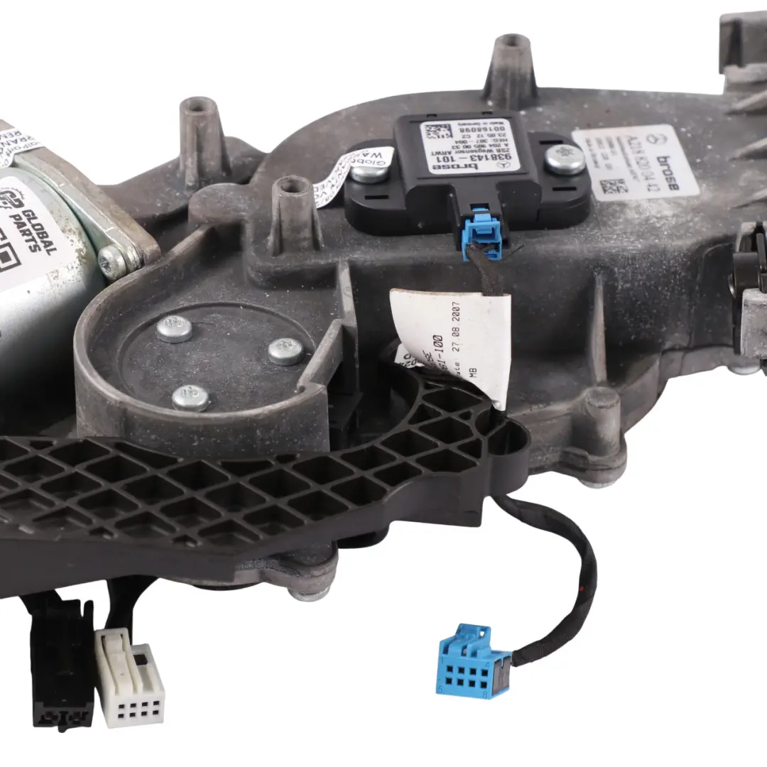Mercedes X218 CLS350 Trunk Lid Automatic Closing Motor Mechanism - SKU A2188200442 - Part number A2048203042