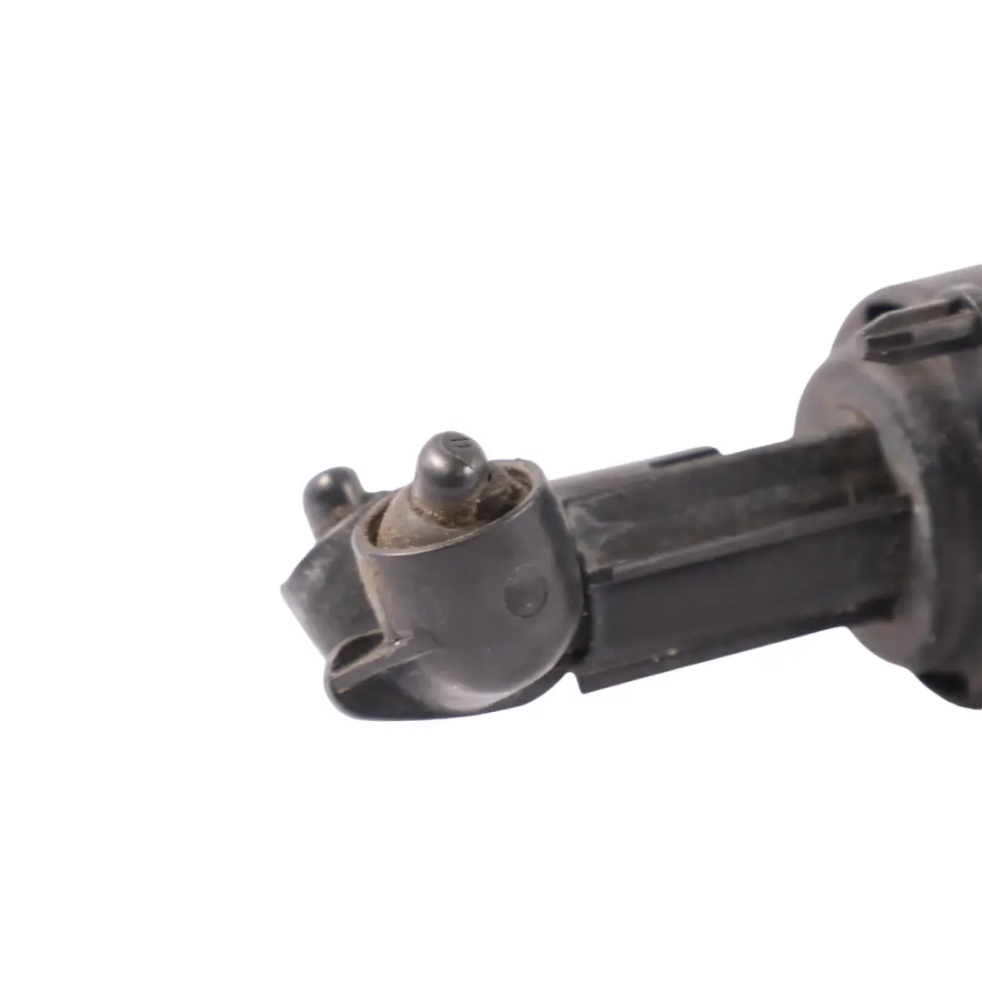 Izquierda Faro delantero Spray limpieza boquilla para Mercedes X218 con número de pieza A2188600147 Mercedes X218 Izquierda Faro delantero Spray limpieza boquilla - SKU A2188600147 - Número de pieza A2188600147